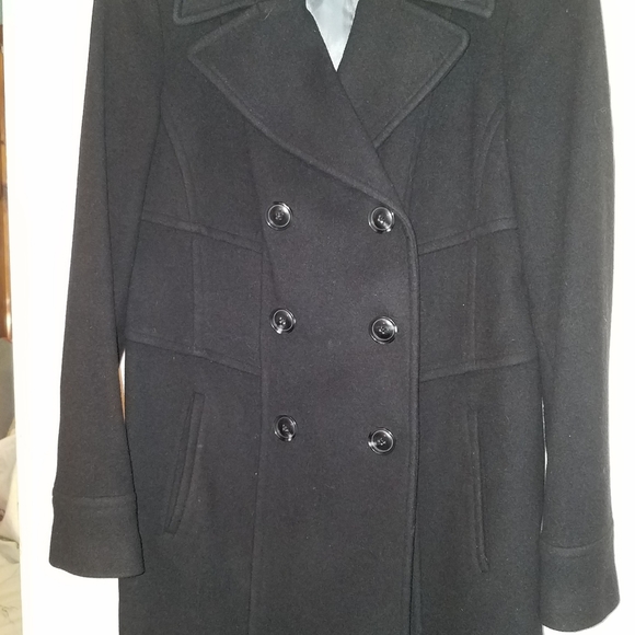Wool coat - Picture 1 of 7
